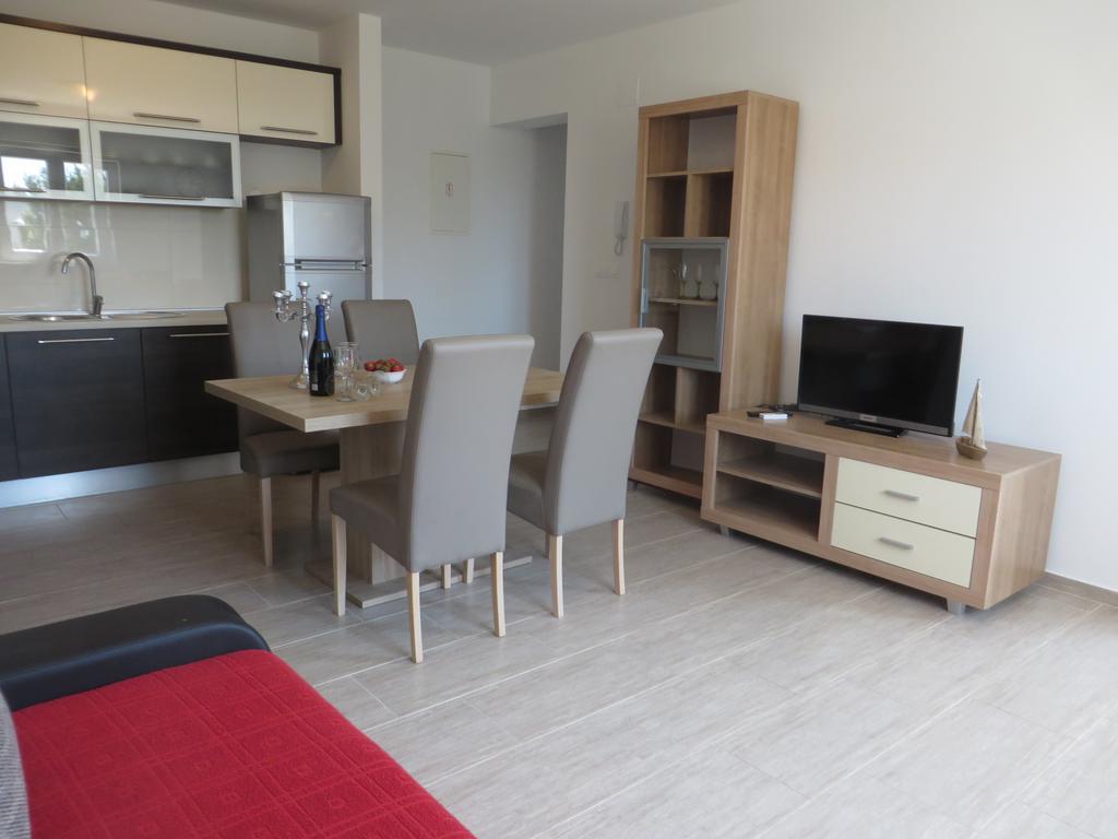 Hana Apartment