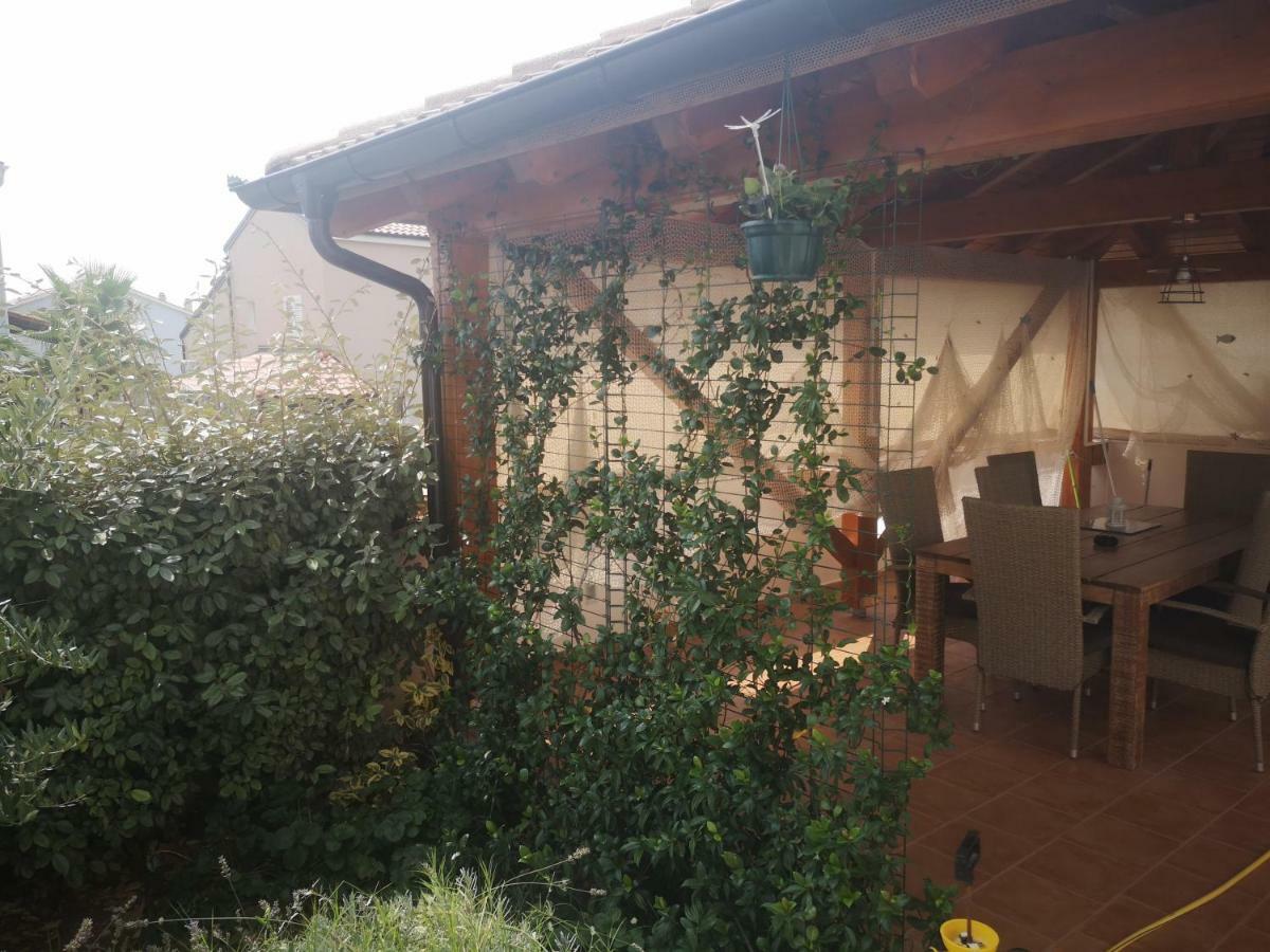 Hana Apartmán Pakoštane